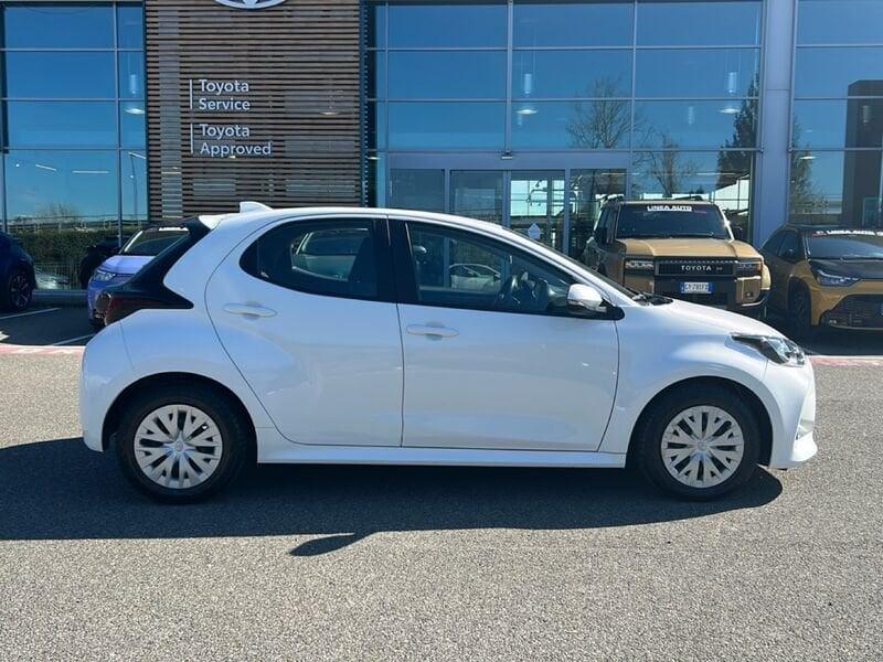 Toyota Yaris 1.0 Active MY22
