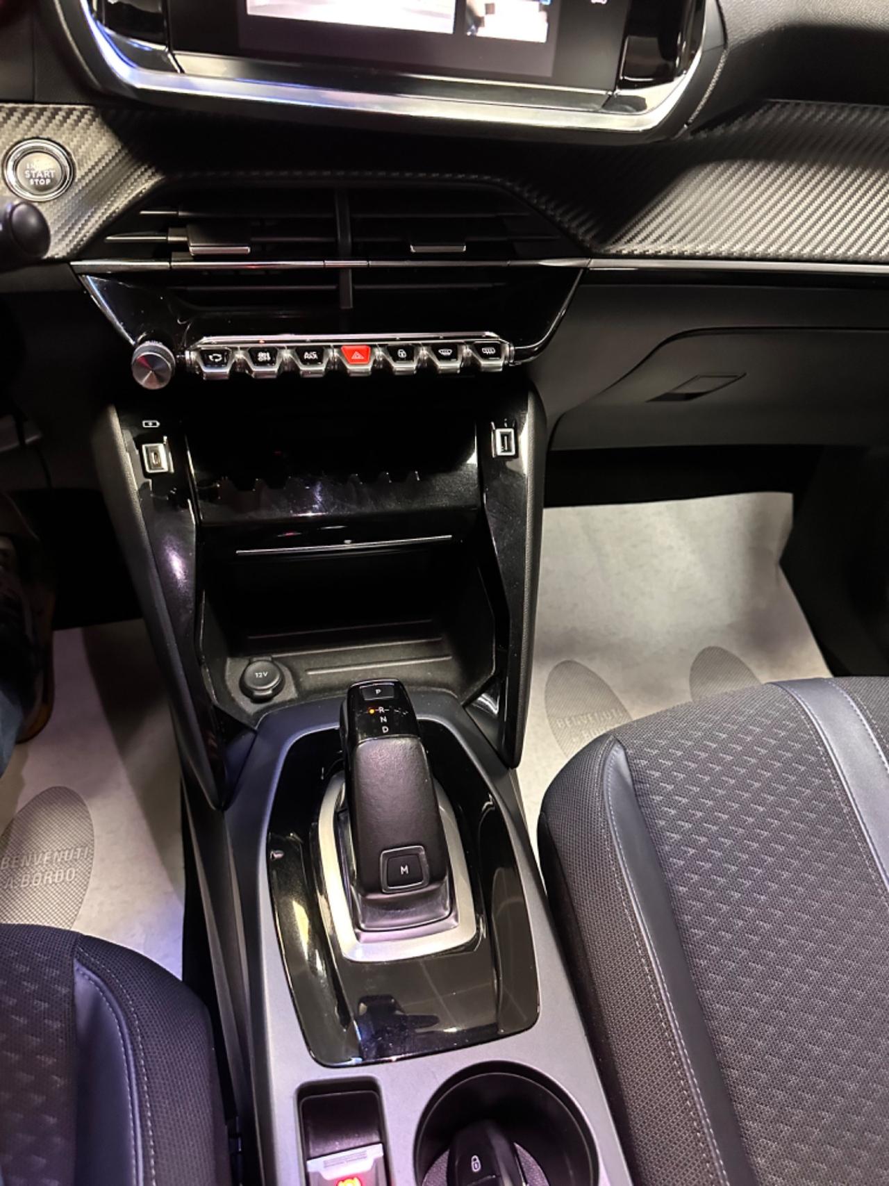 Peugeot 2008 BlueHDi 130 S&S EAT8 Allure Navi Pack