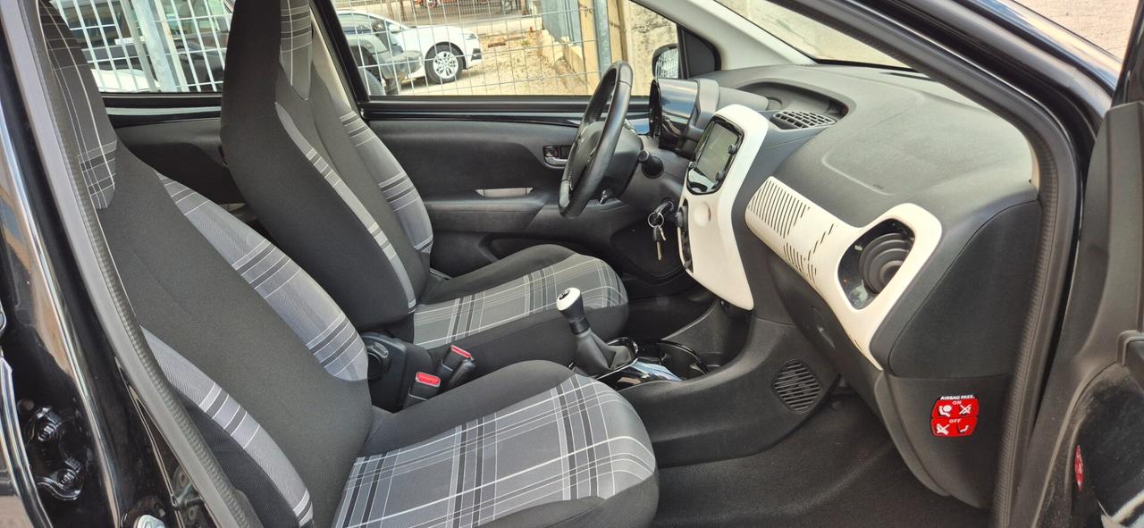 Peugeot 108 VTi 68 5 porte Active TOP NEOPATENTATI