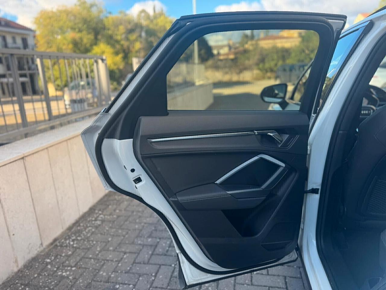 AUDI Q3 SPORTBACK 2.0 TDI 150 CV S LINE,TETTO,FULL