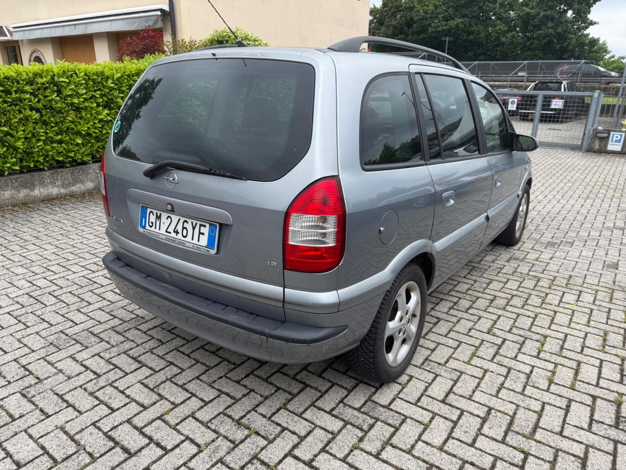 Opel Zafira 7 POSTI