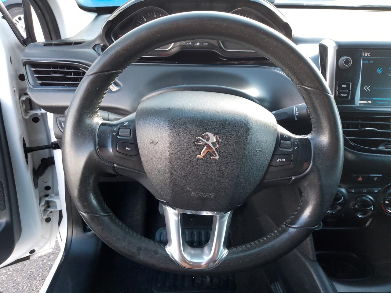 Peugeot 208 BlueHDi 75 5 porte Allure