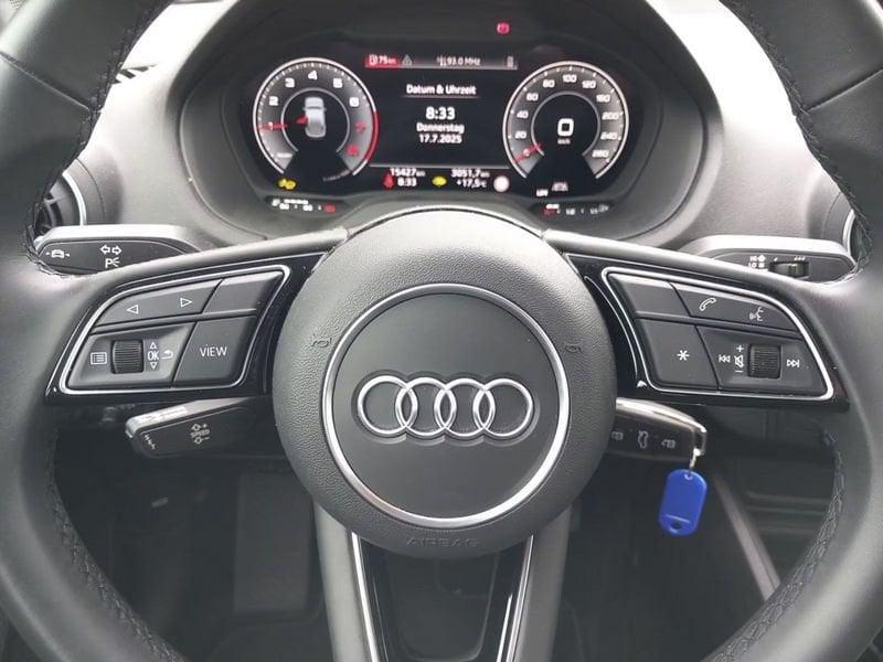 Audi Q2 Q2 30 TFSI Business Advanced LED PDC COCKPIT