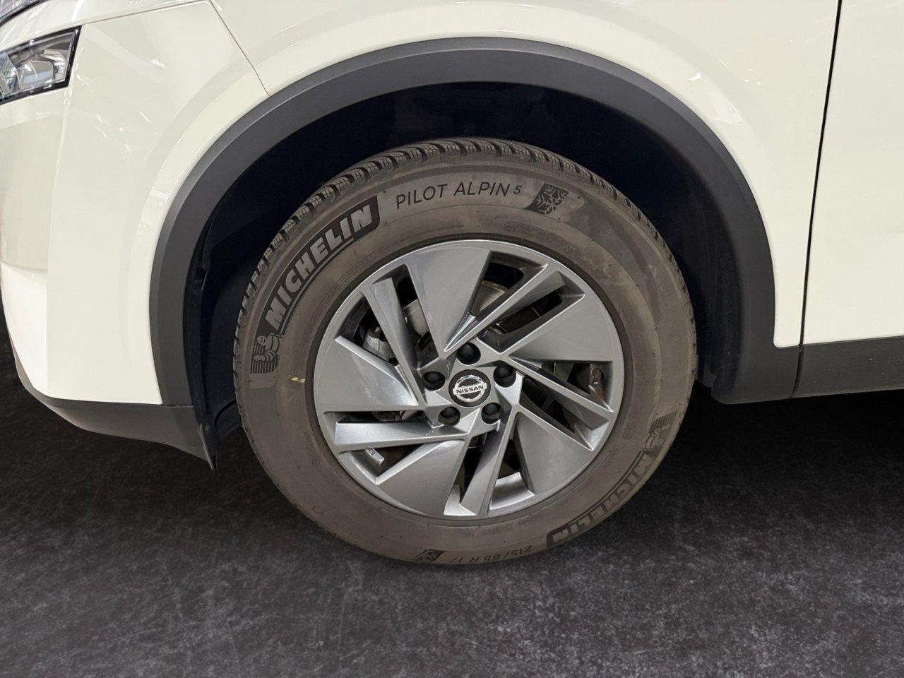Nissan Qashqai 1.3 mhev Business 2wd 158cv xtronic