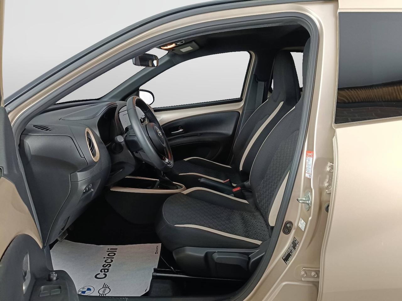 TOYOTA Aygo X - Aygo X 1.0 Trend 72cv s-cvt