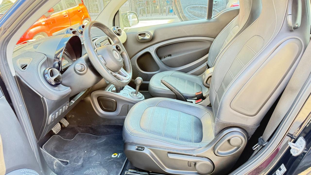 Smart ForTwo 90 0.9 Turbo twinamic Prime LED NAVI PELLE KAMERA PDC BLUETOOTH CERCHI 15 BRACCIOLO