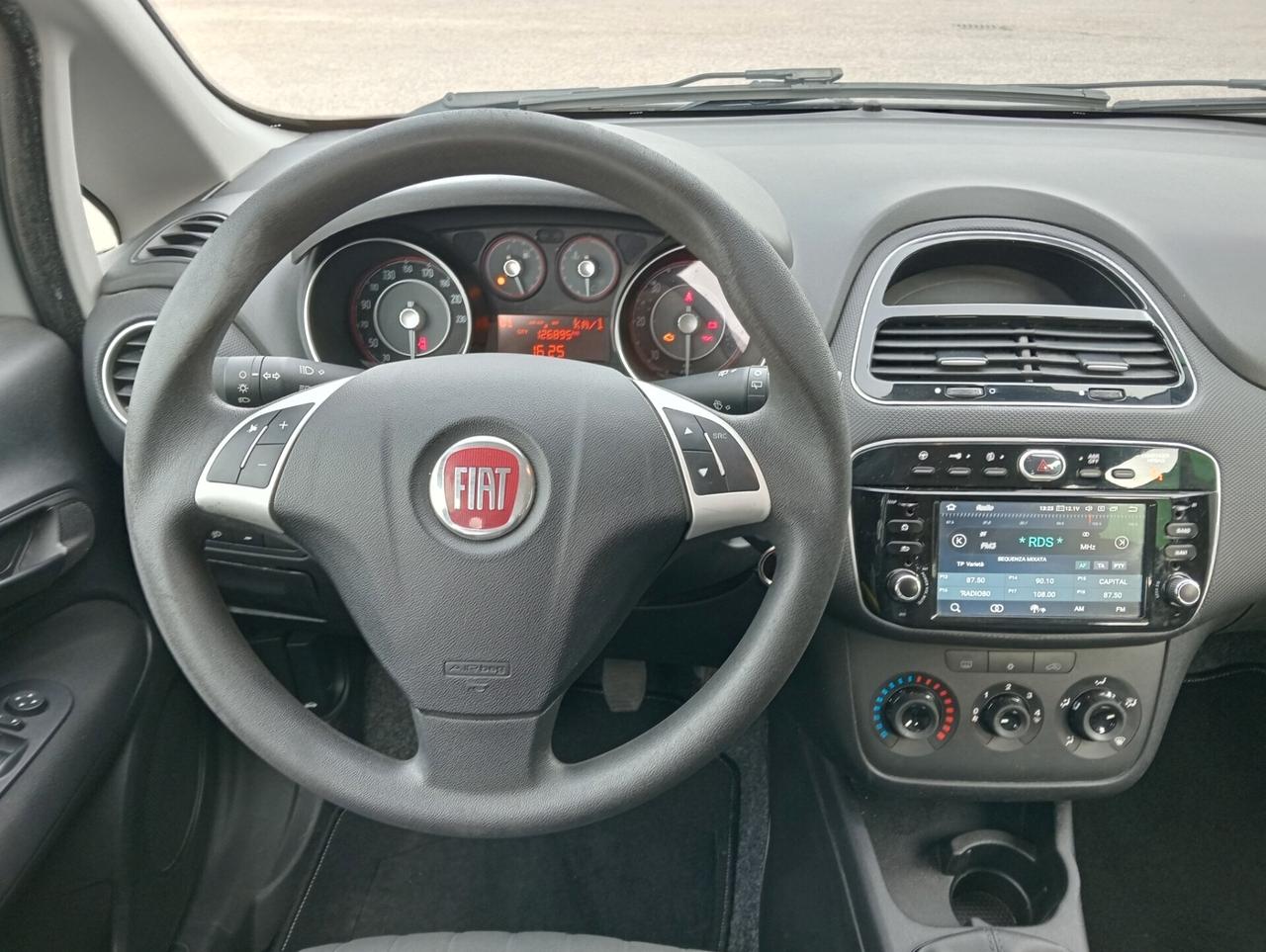 Fiat Punto 1.3 MJET 95CV 5p. Street