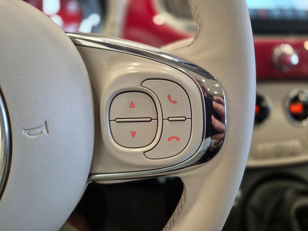 Fiat 500 1.0 hybrid Dolcevita 70cv !! PREZZO REALE !! - NEOPATENTATI - Carplay - Tetto Pano