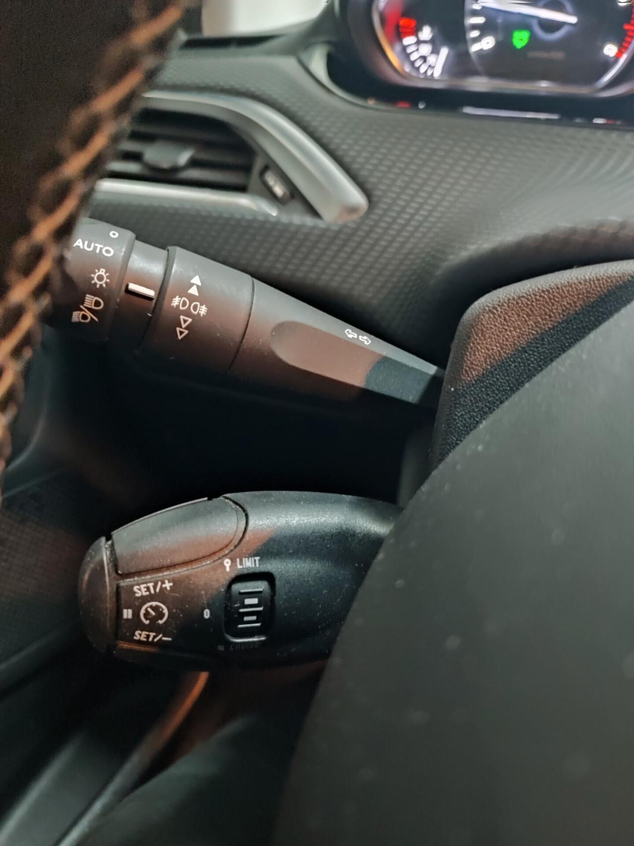 PEUGEOT 208 ALLURE 2016 DIESEL HDI EURO6 PERFETTA