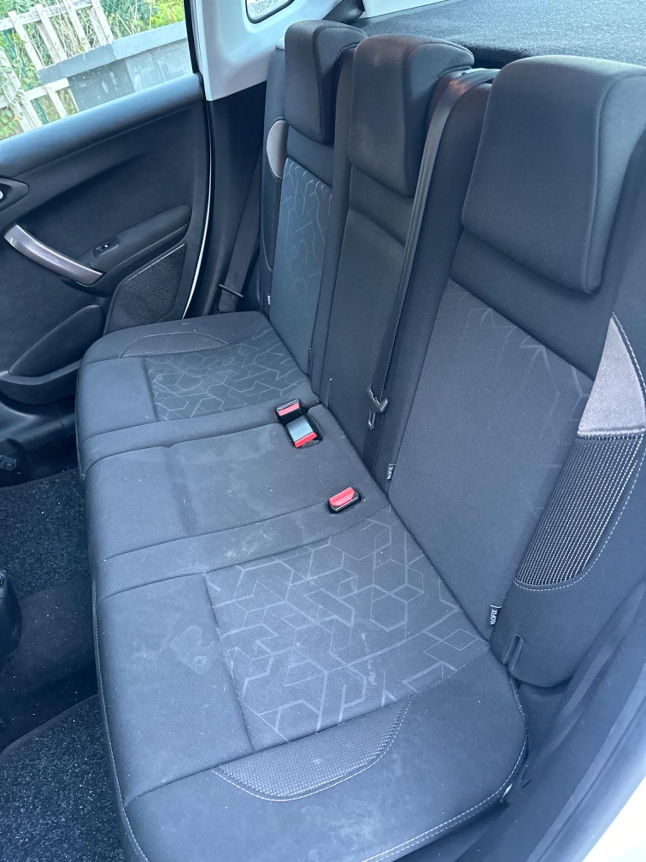 Peugeot 2008 BlueHDi 120 S&S Allure