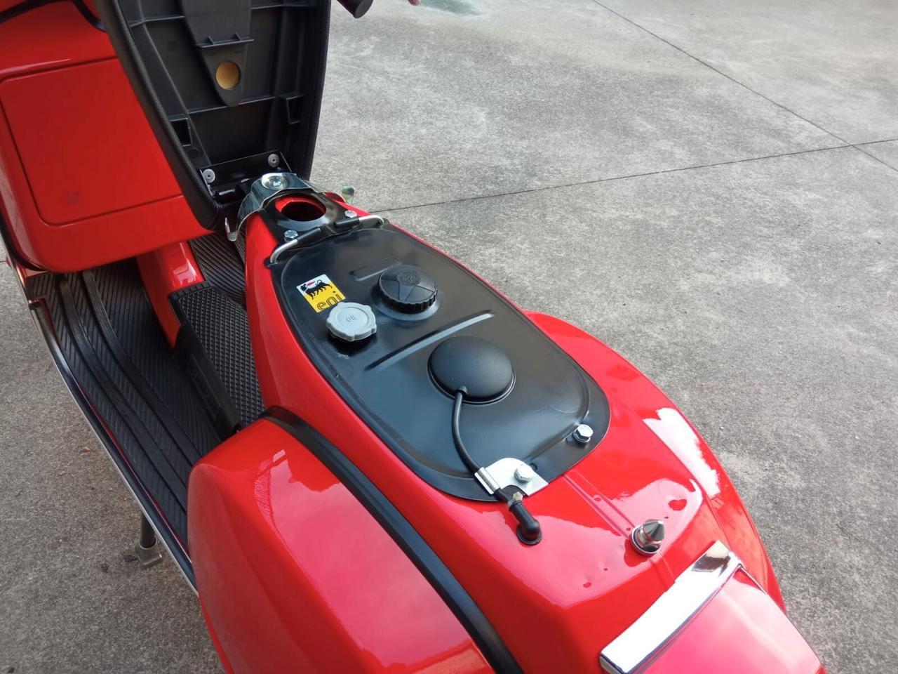 Vespa PX 125 2016