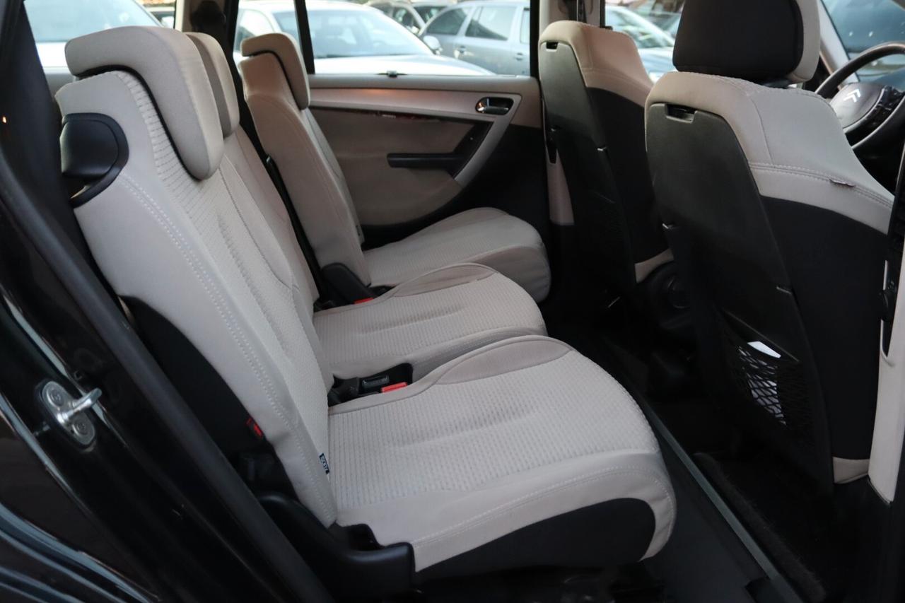 Citroen C4 Picasso 1.6 HDi 110 FAP CLASSIQUE 7 POSTI