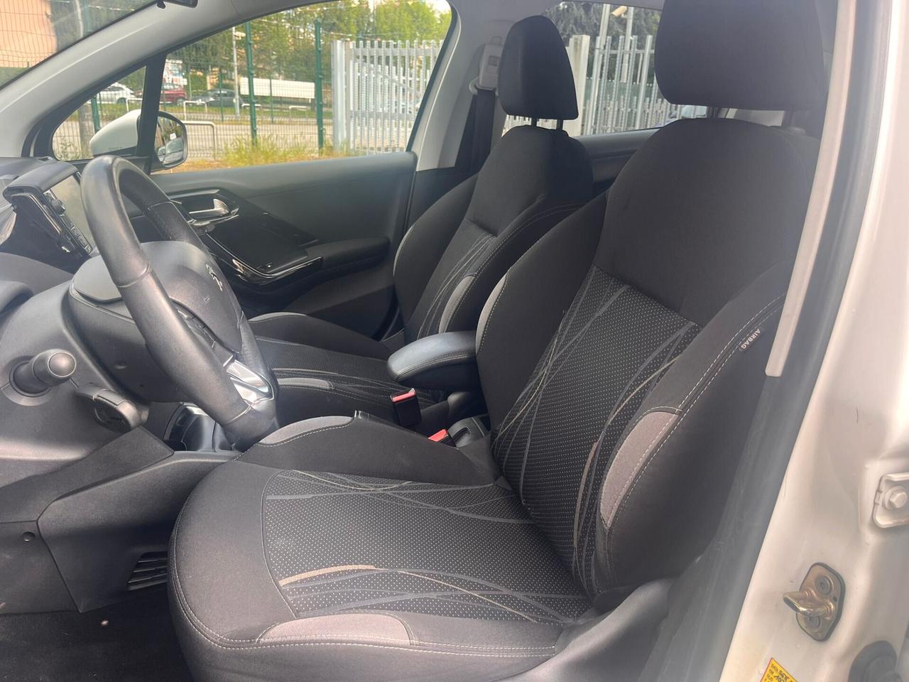 Peugeot 208 1.2 VTi 82 CV 5 porte Allure - 2012