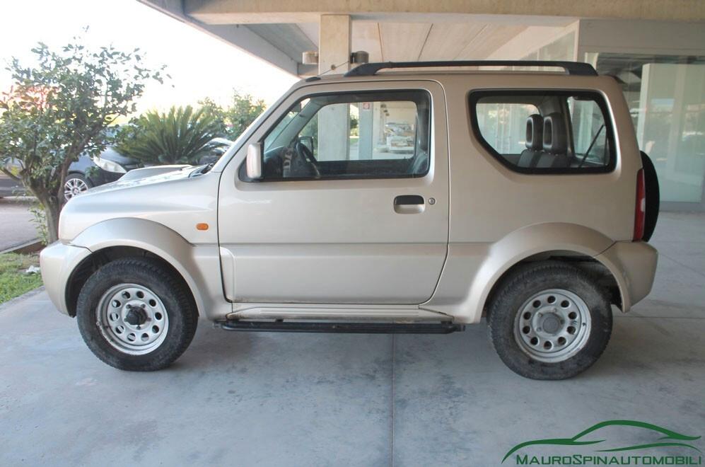 FUORISTRADA SUZUKI JIMNY 1.5 DDi 4X4 + RIDOTTE