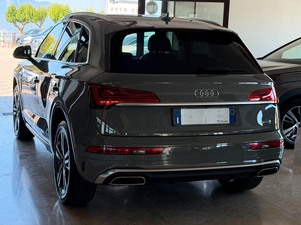 Audi Q5 Quattro 40 2.0 TDI 204 cv. MHEV S Tronic LINE PLUS