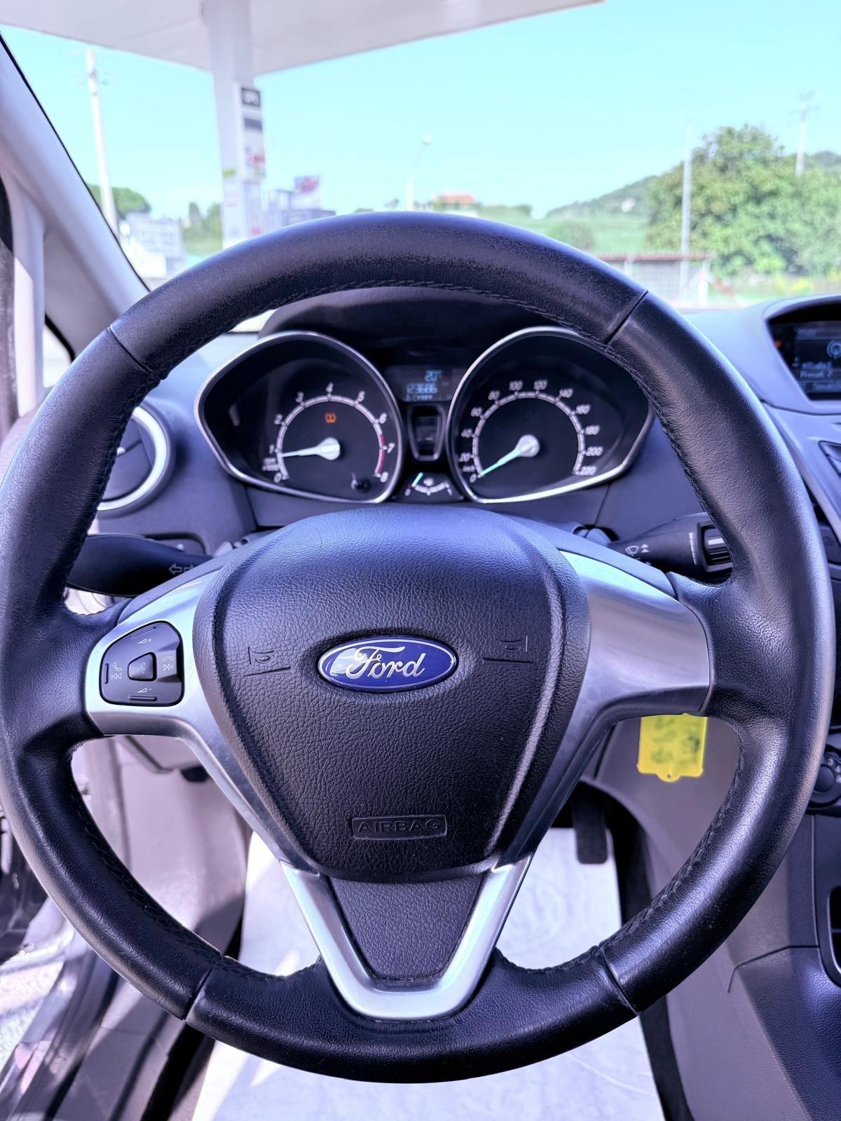 Ford Fiesta 1.4 5p. Bz.- GPL Titanium Ok neopatentati