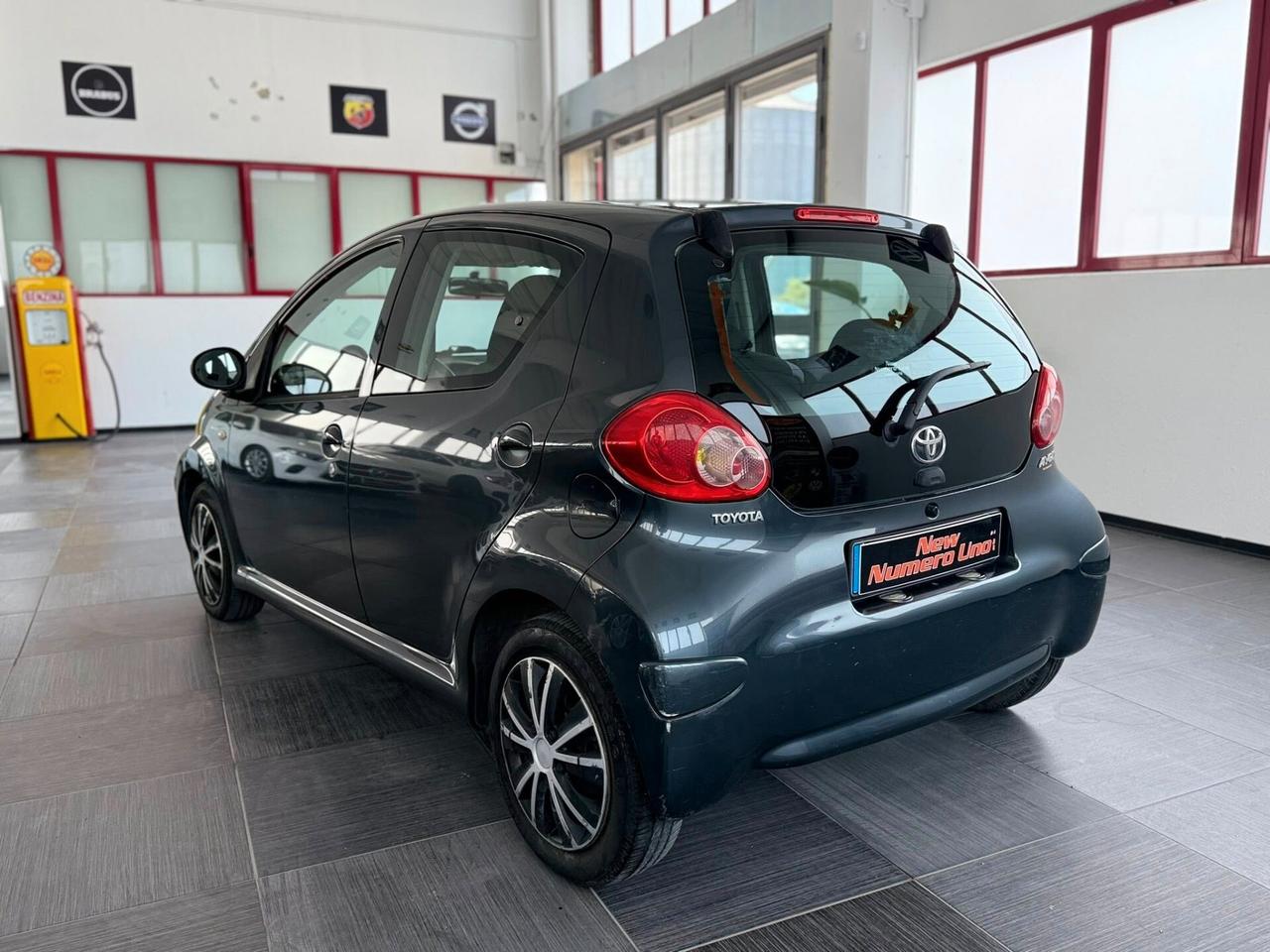 Toyota Aygo 1.0 Benzina 68cv 5porte sol 2006