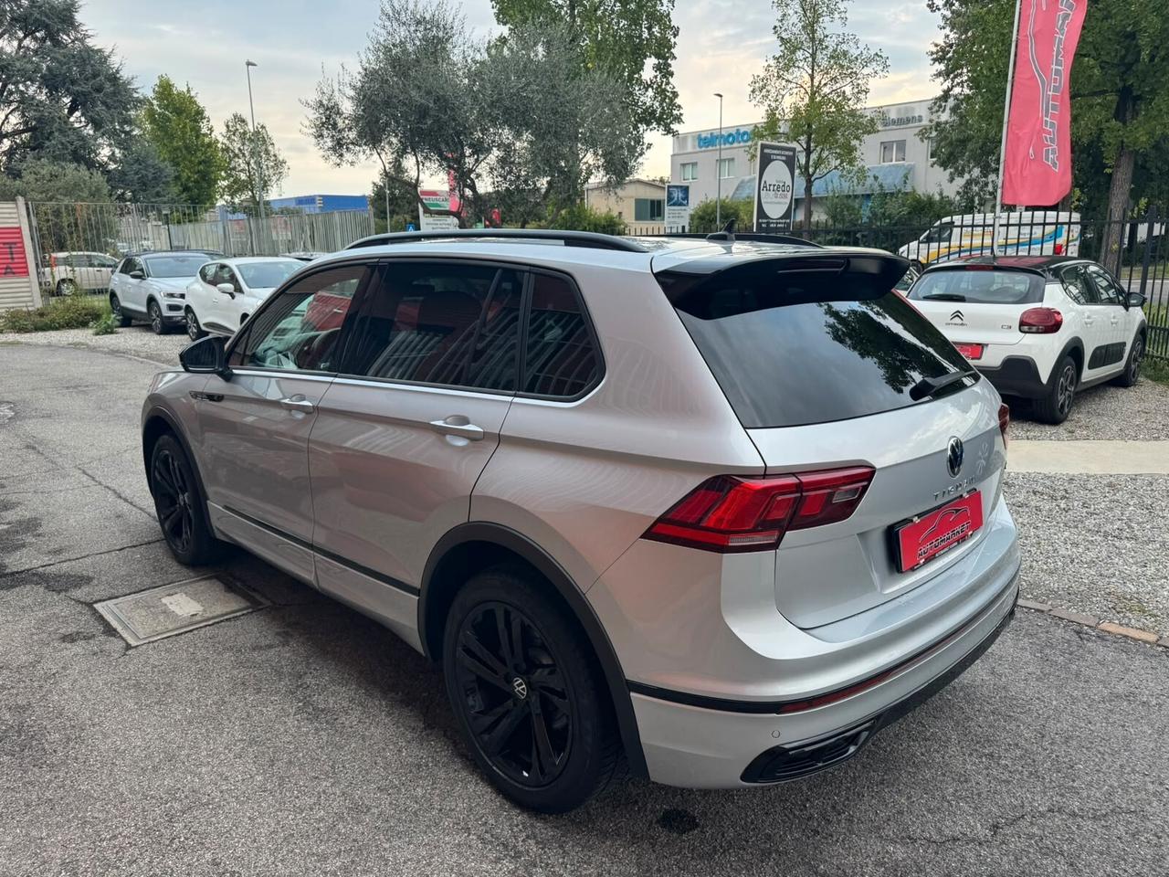 Volkswagen Tiguan 2.0 tdi R-Line 4motion 200cv dsg
