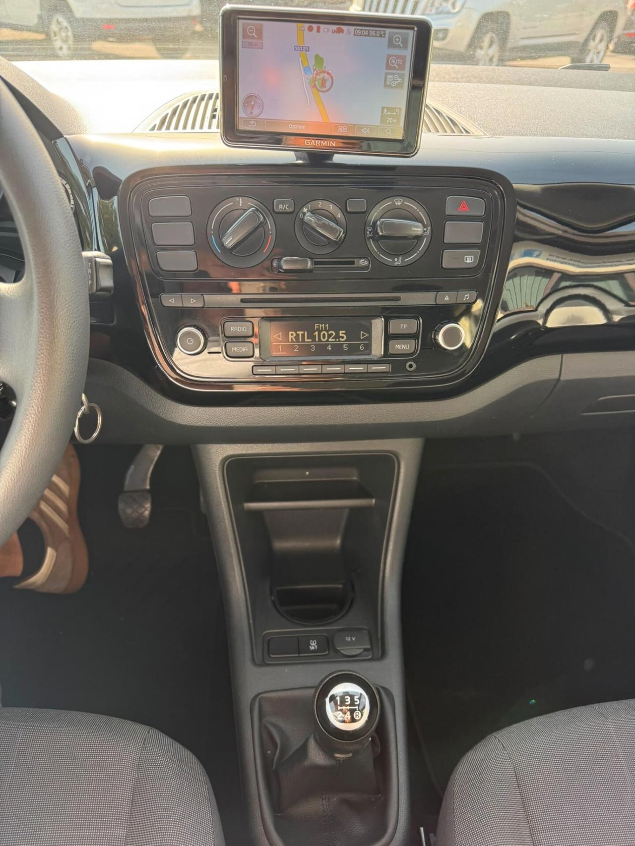 Volkswagen up! 1.0 5p. take
