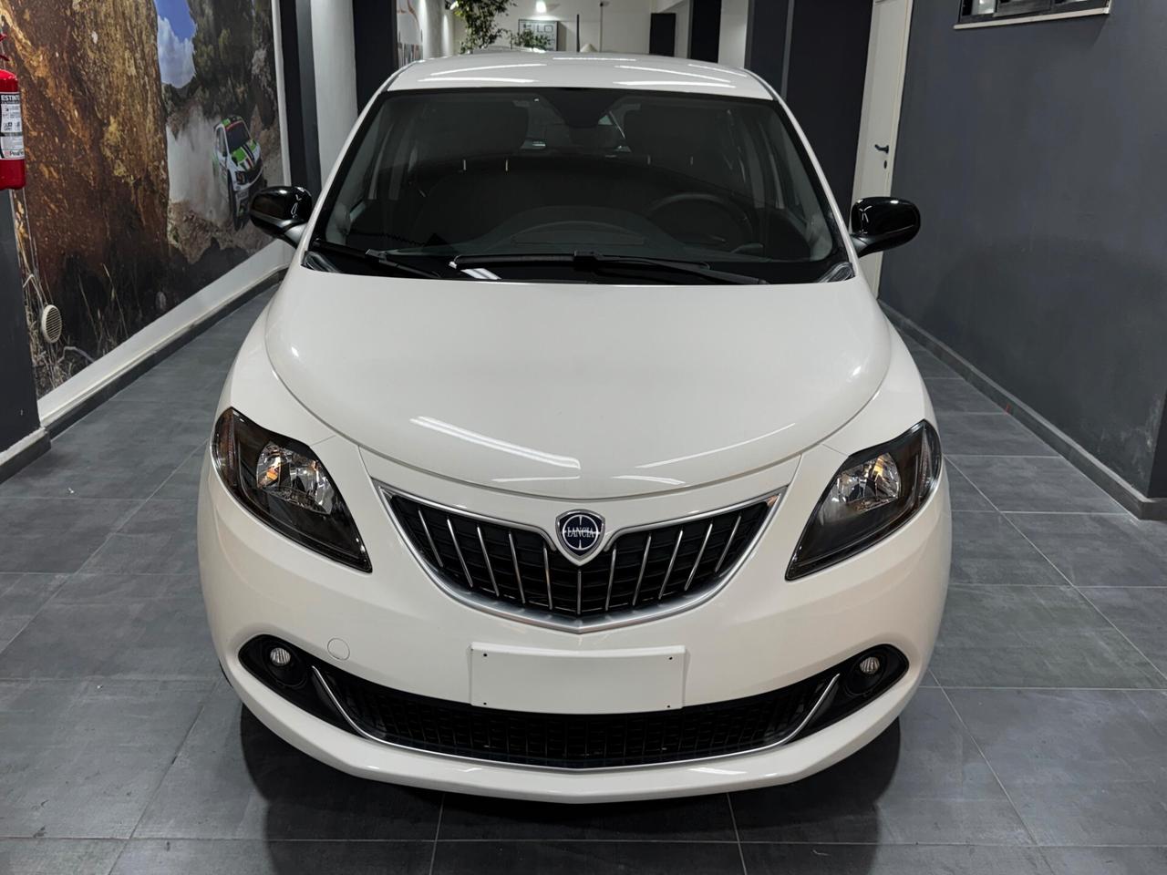 Lancia Ypsilon 1.0 FireFly 5 porte S&S Hybrid Gold