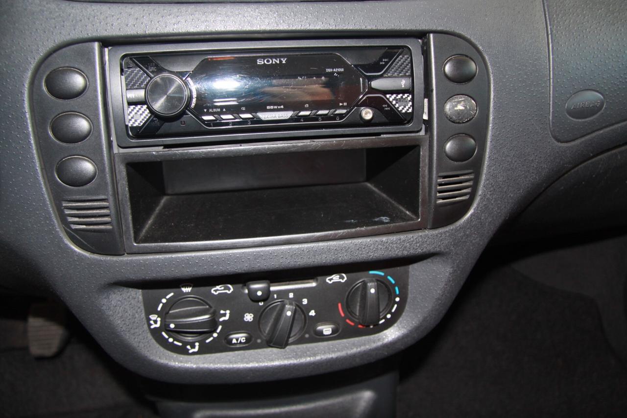 Citroen C2 1.1 benzina NEOPATENTATI