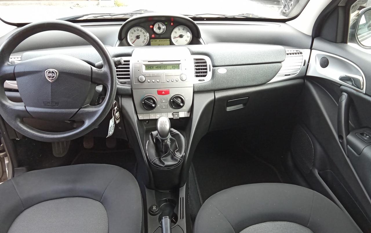 Lancia Ypsilon 1.2 69 CV Elle