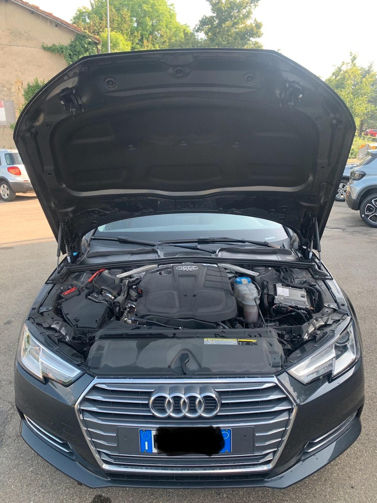 Audi A4 ambition - tutta tagliandata - 8 cerchi in lega - accessoriata - molto bella -automatica paddle