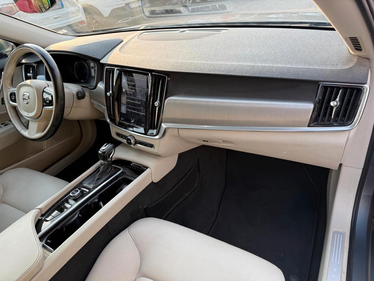 Volvo V90 D4 Geartronic Momentum