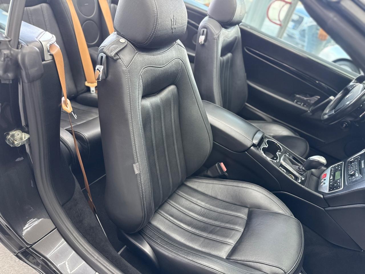 Maserati GranCabrio 4.7 V8
