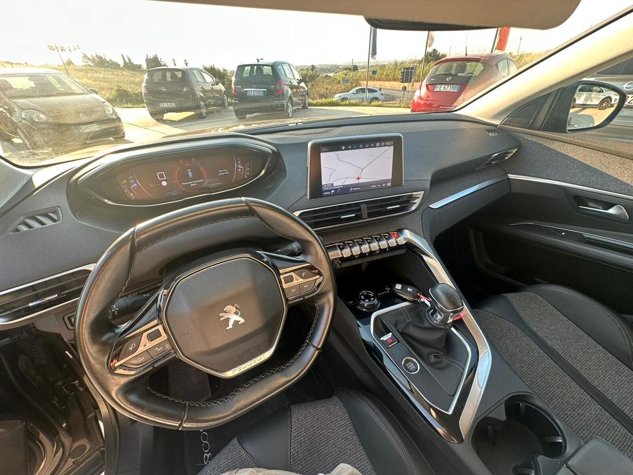 Peugeot 3008 1.5 Blue-HDi 130 CV Allure