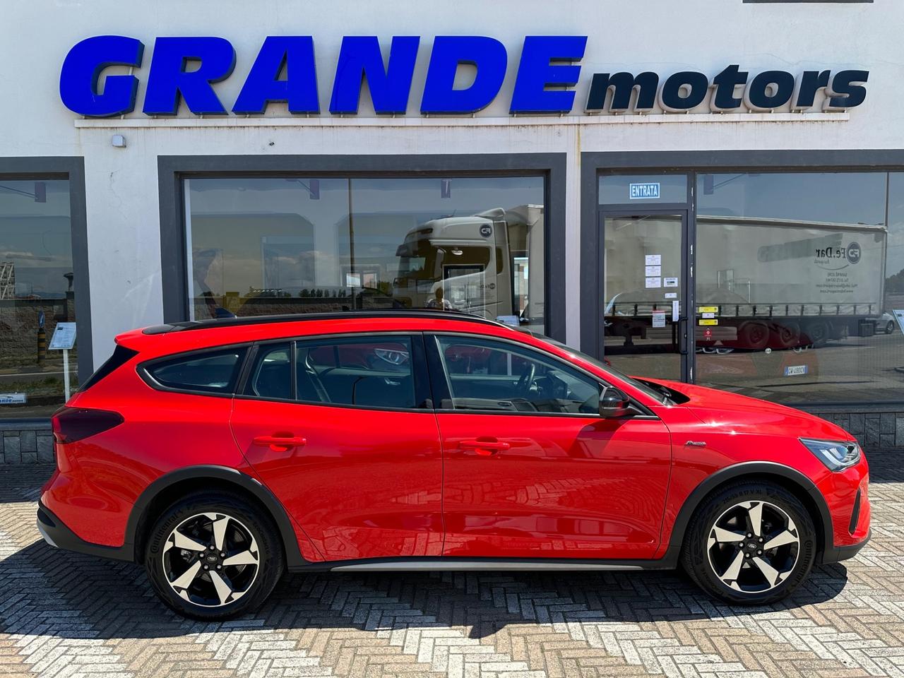 Ford Focus 1.0 EcoBoost Hybrid 125 CV SW ST-Line