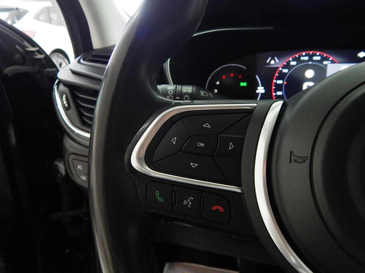 Fiat Tipo 5p 1.6 mjt Cross S&S NAVI-PARK-RADAR-LED