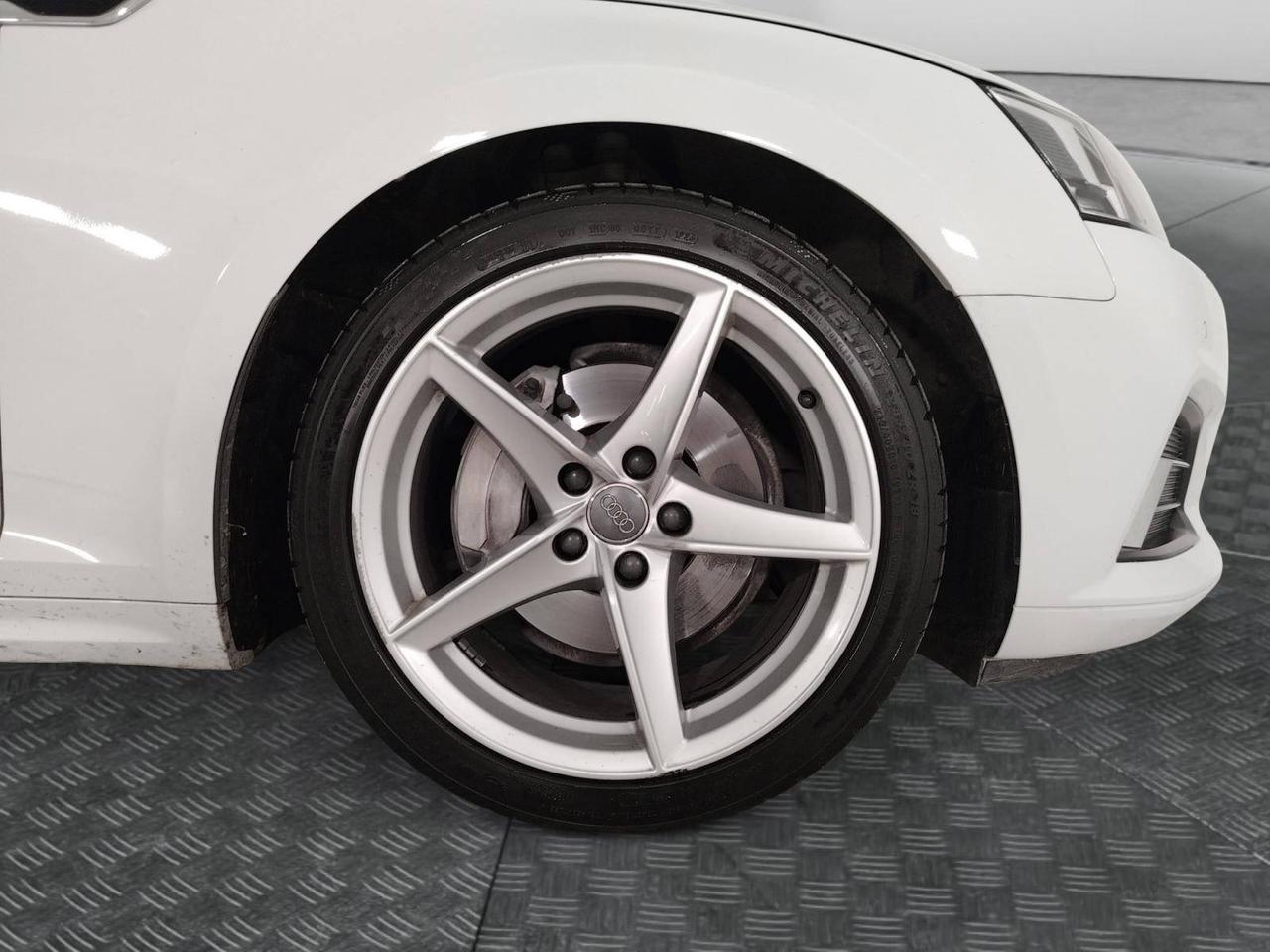 Audi A5 Cabrio 40 2.0 tdi Business Sport 190cv