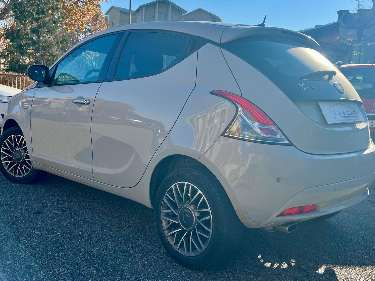 Lancia Ypsilon Silver 1.2 LPG #8176