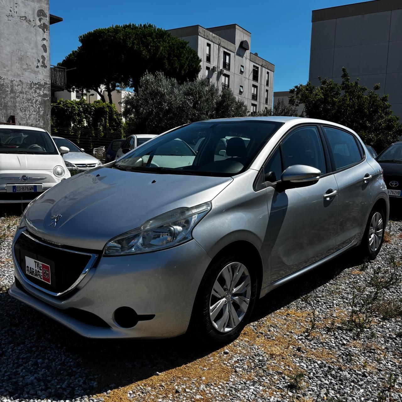 Peugeot 208 1.4 HDi 68 CV 5 porte Allure