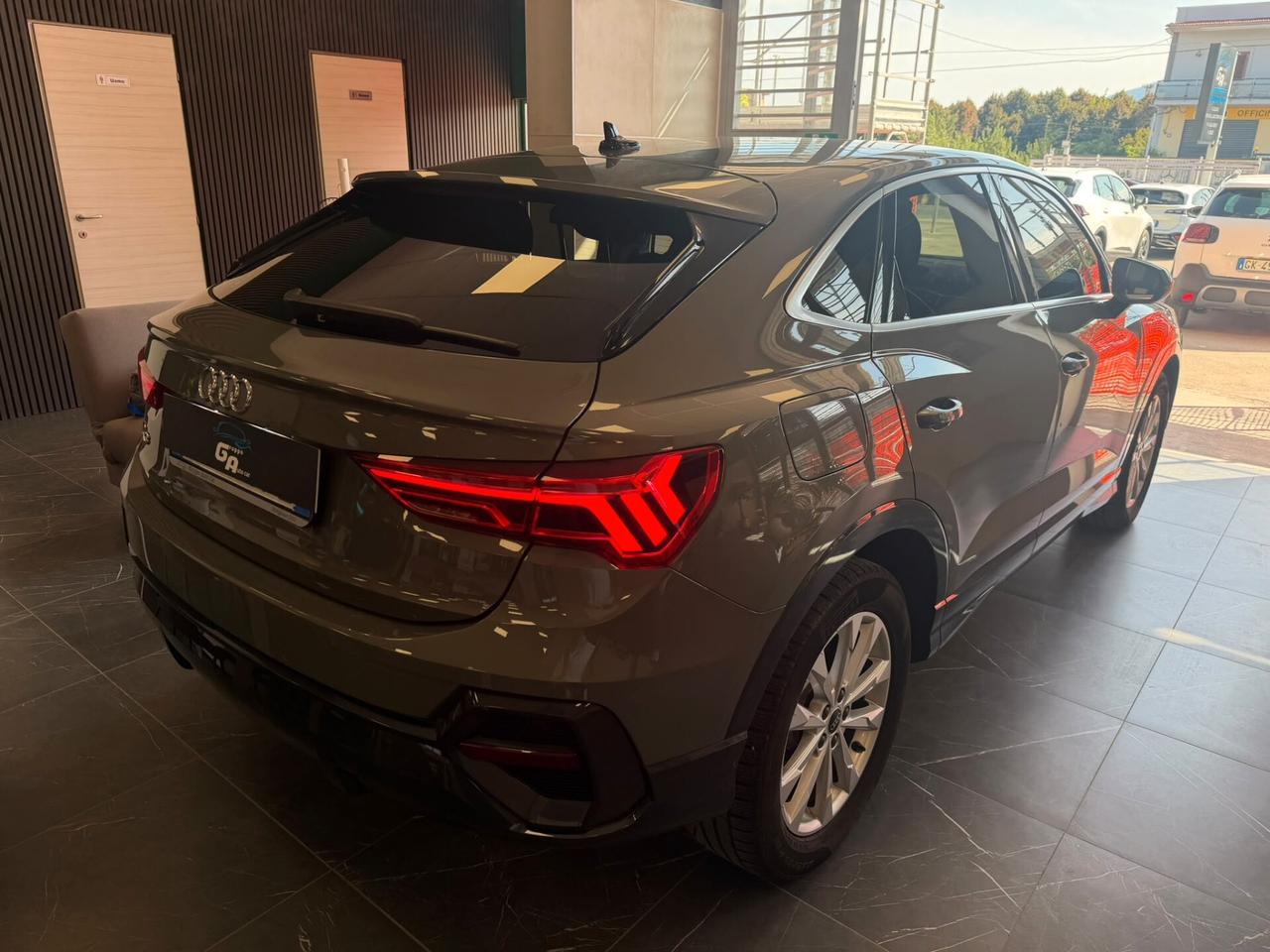 Audi Q3 SPB 35 TDI S tronic Business Plus