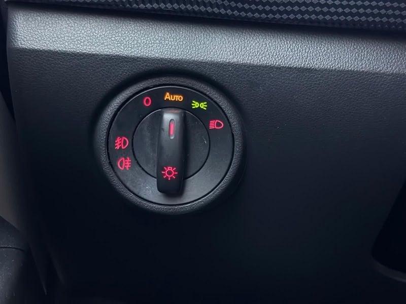 Volkswagen up! up! 5p 1.0 adatta a aneopatentati