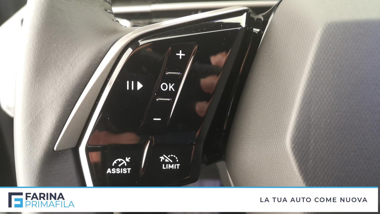 PEUGEOT Nuovo 5008 Hybrid 136 e-DCS6 ALLURE