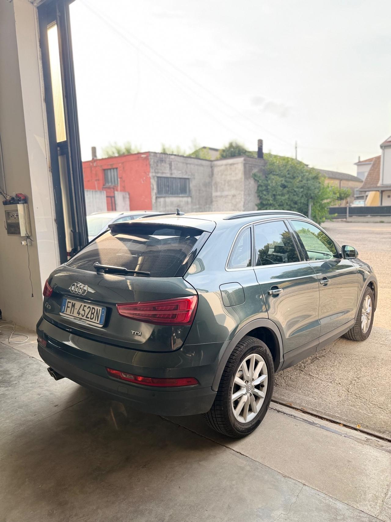 Audi Q3 2.0 TDI 120 CV