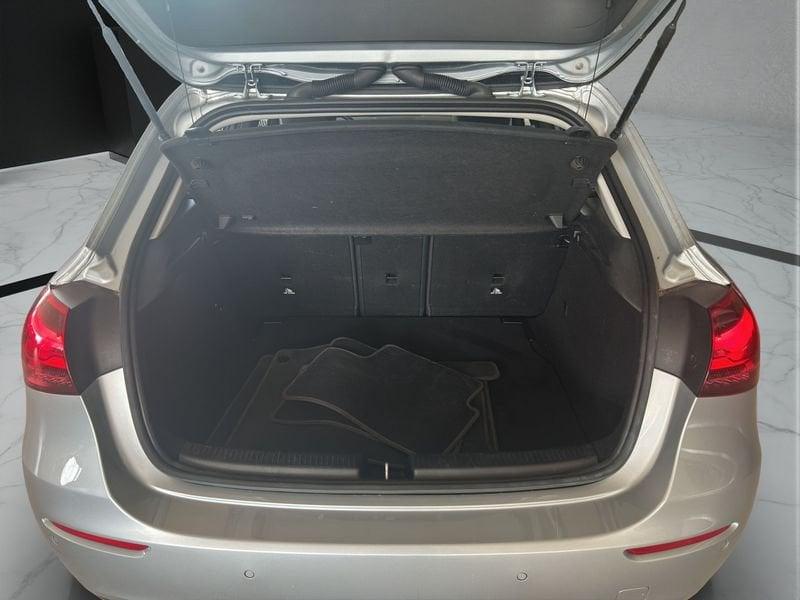 Mercedes-Benz Classe A A 180 d Advanced Auto