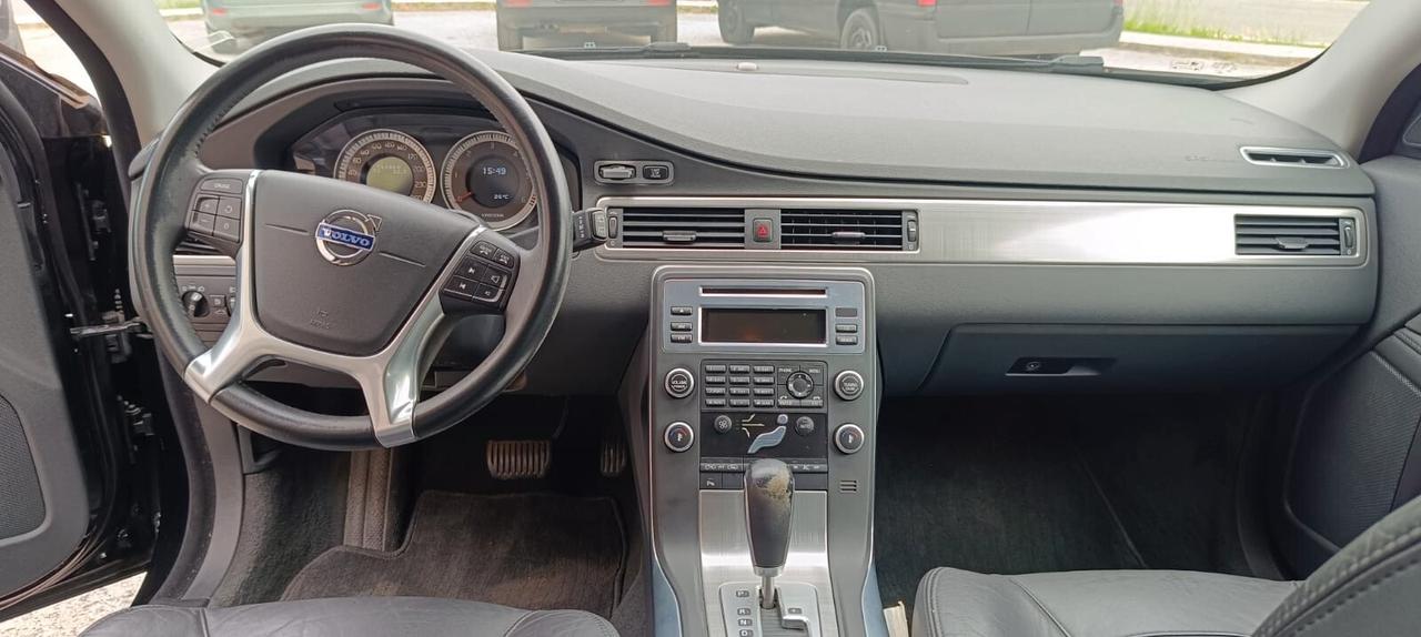 Volvo V70 D3 Geartronic Momentum