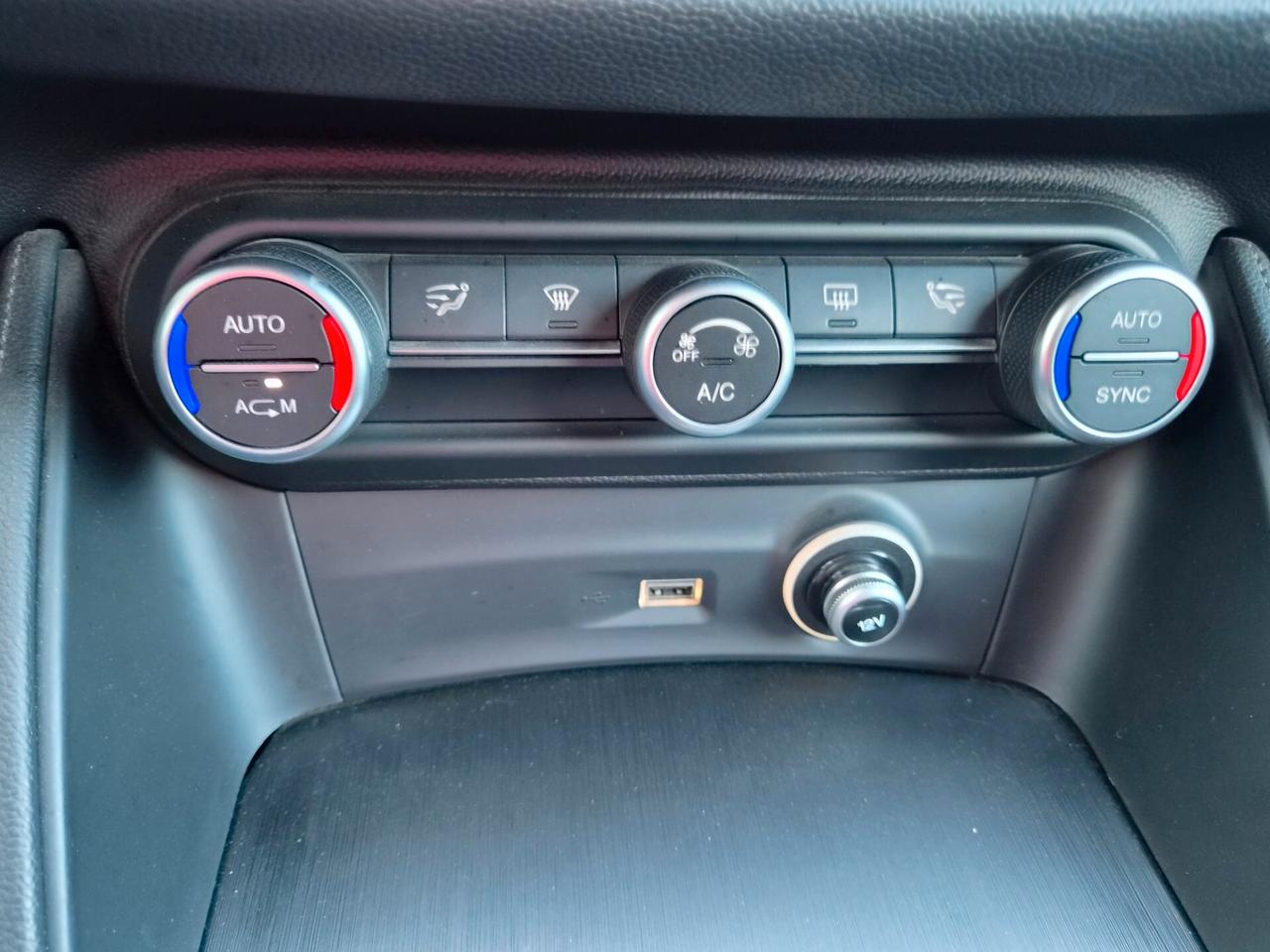Alfa Romeo Stelvio 2.2 Turbodiesel 180 CV AT8 RWD Executive