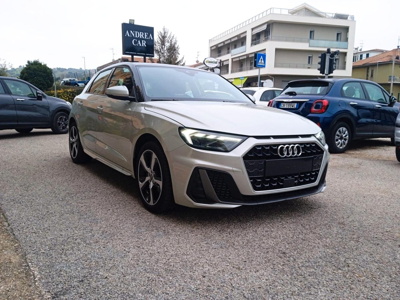 Audi A1 SPB 30 TFSI S line edition