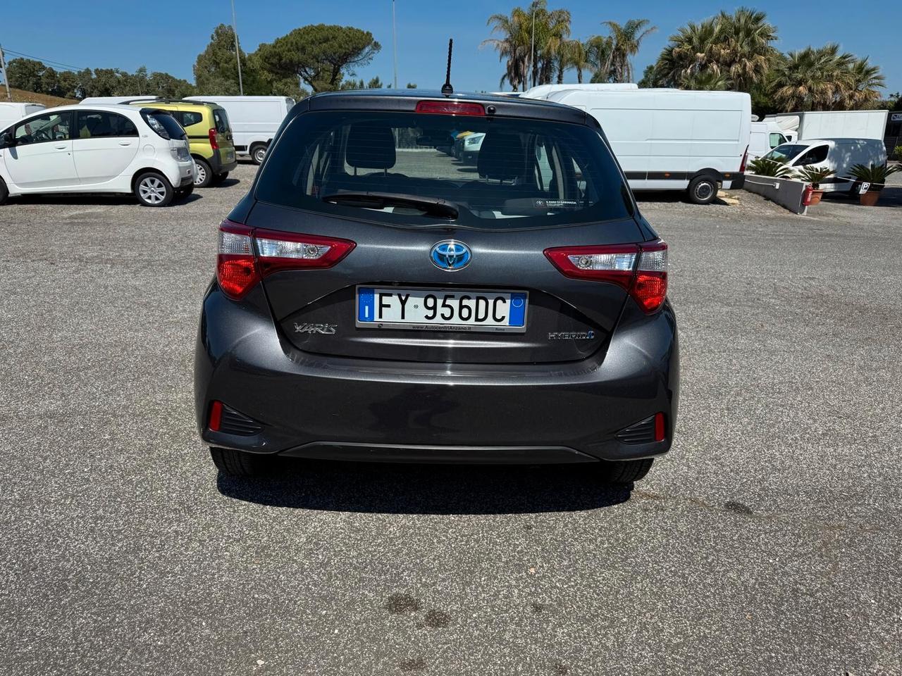 Toyota Yaris 1.5 Hybrid 5 porte Cool PREZZO REALE