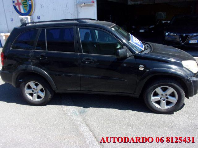 TOYOTA RAV 4 MY23 RAV4 2.0 Tdi D-4D cat 5 porte Sol