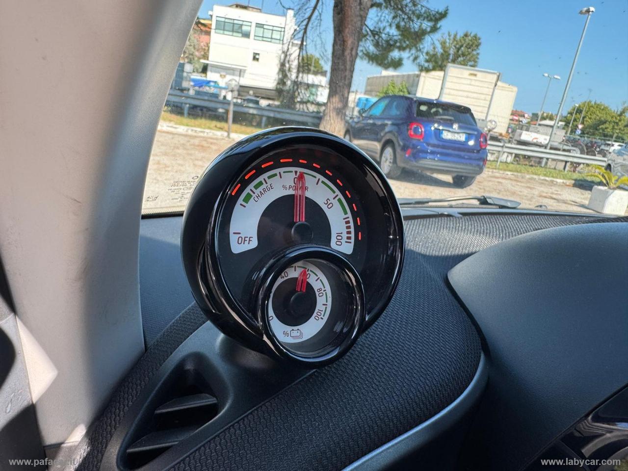 SMART fortwo EQ Parisblue