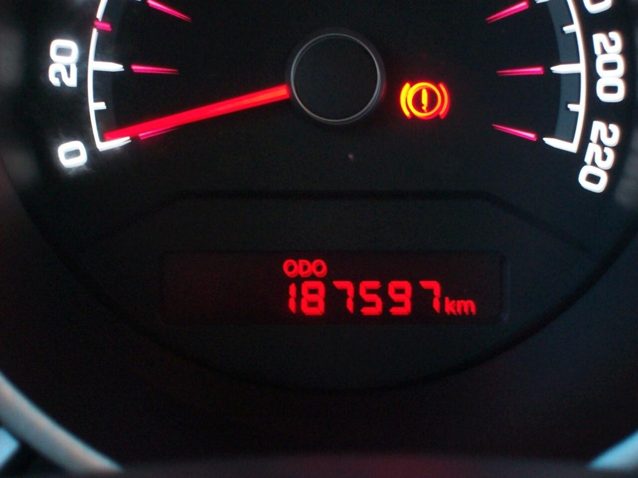 KIA VENGA 1.4 CRDI CV.90 ACTIVE "2015"