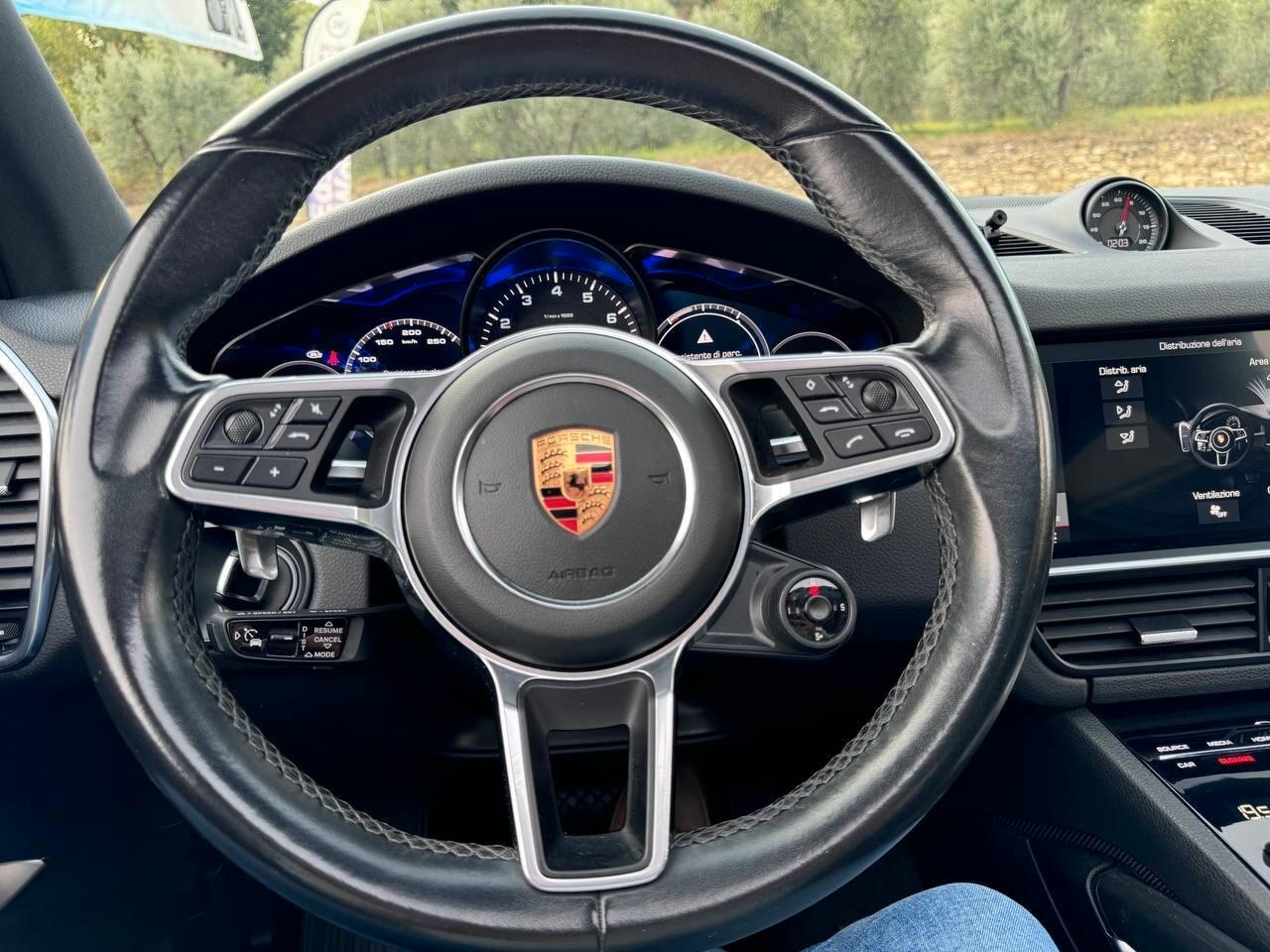 Porsche Cayenne 3.0 V6