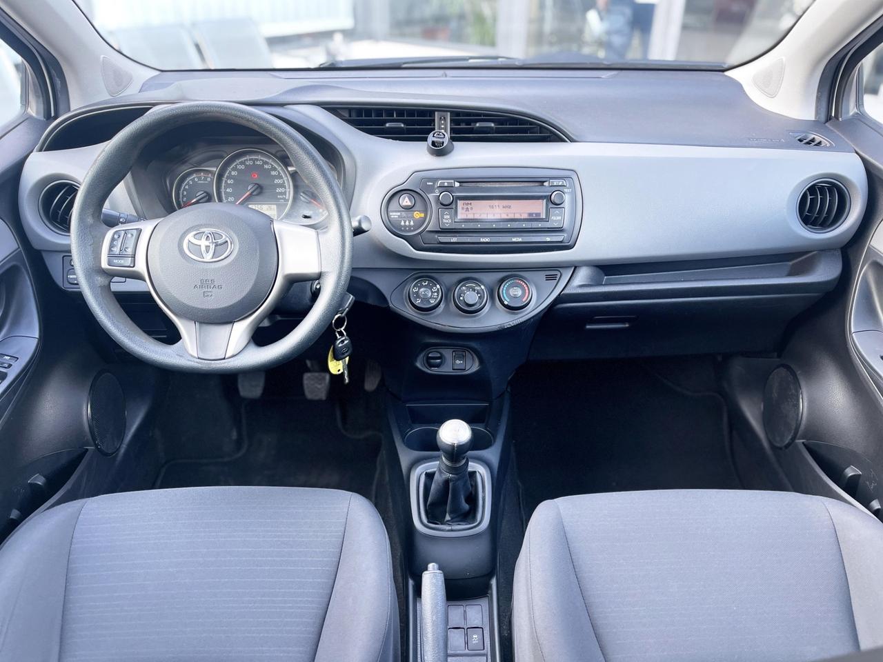 Toyota Yaris 1.0 Benzina 69CV E6 Neo - 2015