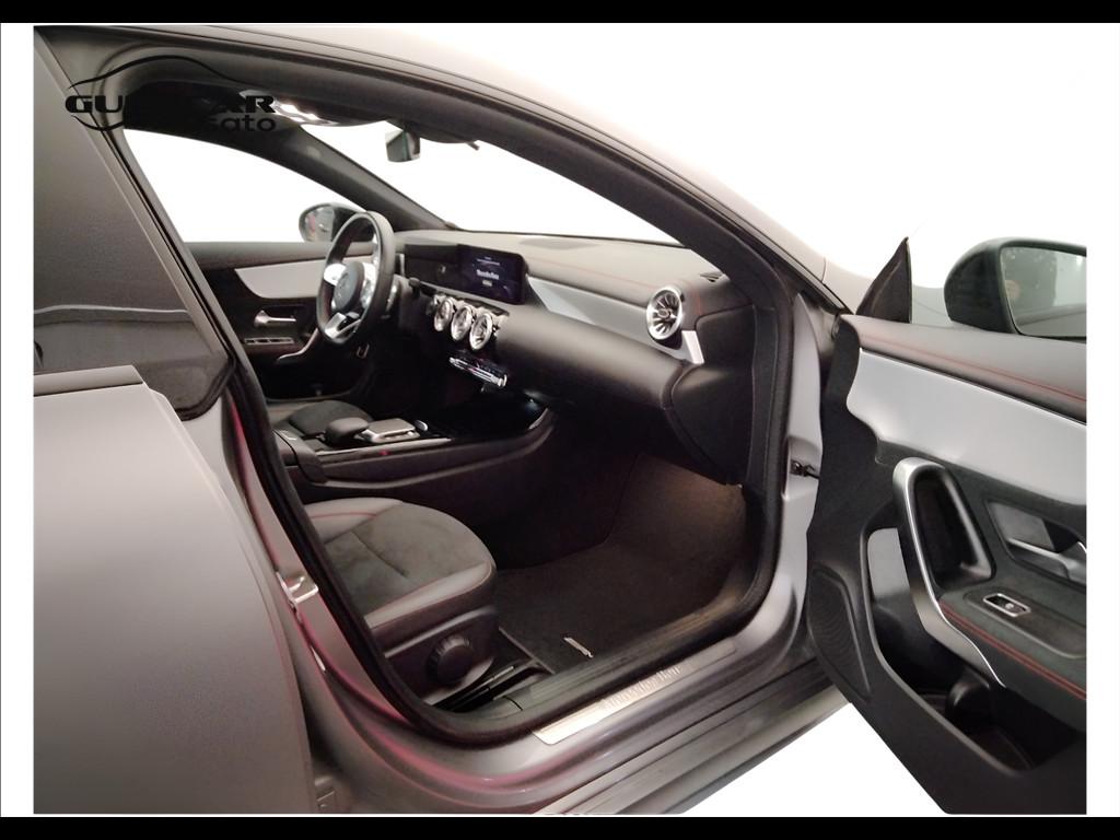 Mercedes-Benz CLA Coupe - C118 - CLA Coupe 200 d Premium auto